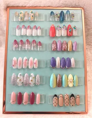 カラー ネイル nailsalon Mimilyのネイルデザイン