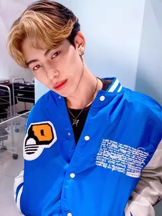 ショート カラー メンズ 岡野 静華のヘアスタイル