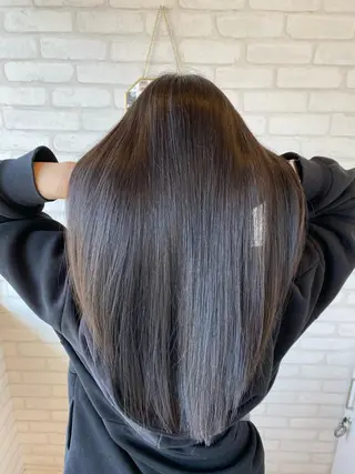 ロング 尾崎 優也のヘアスタイル