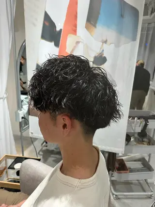 ショート パーマ メンズ 💎メンズパーマ特化 🥇癖毛活かしのプロのヘアスタイル