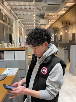 ショート パーマ メンズ 石原圭悟 /ショート/艶カラーのヘアスタイル