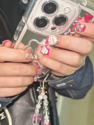 ネイル うにゃねいる🌷 Mayaのネイルデザイン