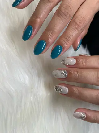 ロング カラー ヘアアレンジ キッズ ネイル マツエク・マツパ アイブロウ 福田 加奈のネイルデザイン