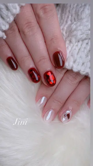 ネイル JINI NAIL所属・ジニ ネイルのネイルデザイン