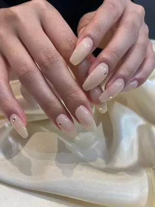 ネイル 友田 晴香のネイルデザイン