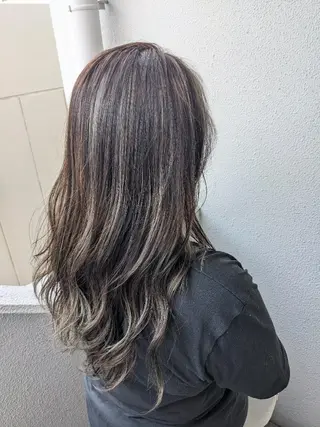 カラー ロング 小川 健治✨のヘアスタイル