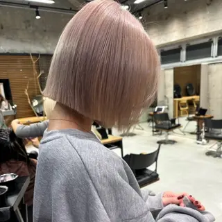 ショート カラー KAEDE🌺Wカ ラー/ホワイトカラーのヘアスタイル