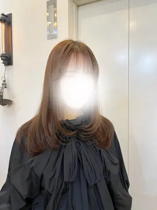 セミロング レイヤーカット🦢 sayaのヘアスタイル