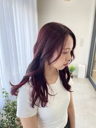 セミロング 猿渡 恋菜のヘアスタイル