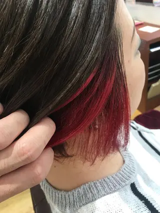 カラー 鈴木 マサアキのヘアスタイル