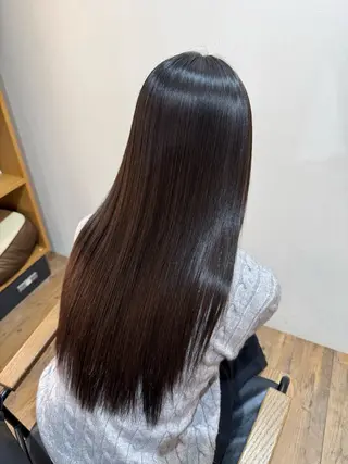 セミロング afloatkobe所属・美髪/髪質改善 川口凌弥のヘアスタイル