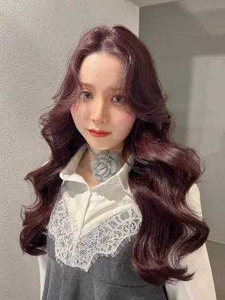 ロング まなり See.のヘアスタイル