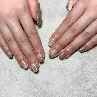 ネイル atelier　FIORITURA所属・FIORITURA aiのネイルデザイン