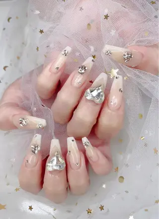 ネイル R salonのネイルデザイン