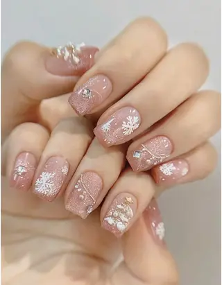ネイル queen nailのネイルデザイン