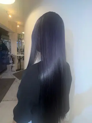 ロング カラー AIRA/ブリーチ ‪/透明感カラーのヘアスタイル