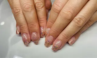 ネイル LILY NAIL所属・城 沙織のネイルデザイン