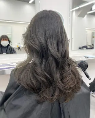 カラー 𓏸レイヤー髪質改善 透けカラーカノン🫧のヘアスタイル