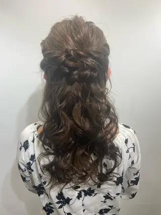 ロング ヘアアレンジ 籾木 美優のヘアスタイル