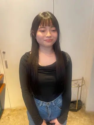 ロング カラー RIN／韓国ヘア レイヤーカットのヘアスタイル