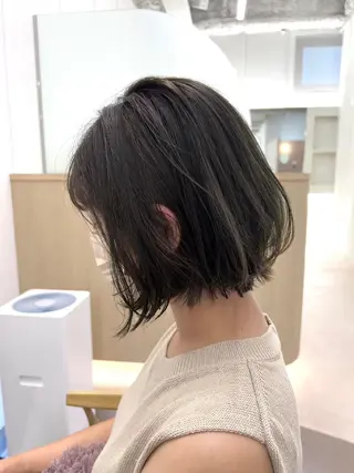 カラー 🌷花屋併設サロン 荘司まゆり🌷のヘアスタイル