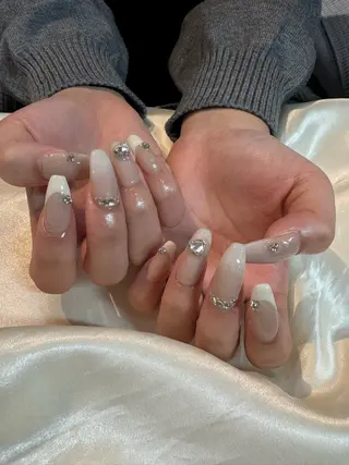 ネイル 藤井 里緒奈のネイルデザイン