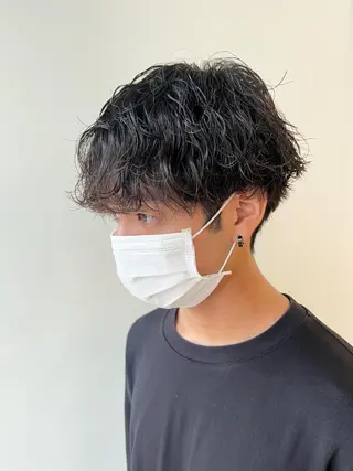 ショート パーマ メンズ メンズカット曲がる 縮毛矯正佐々木タクマのヘアスタイル