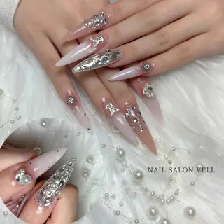 ネイル ﾈｲﾙｻﾛﾝ Vellのネイルデザイン