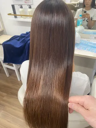 ロング GLOSS 心斎橋 山上のヘアスタイル