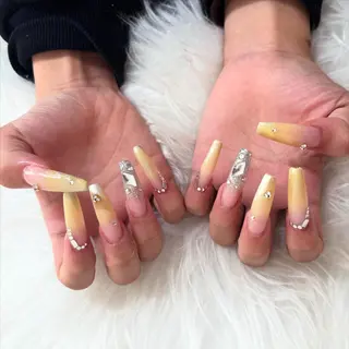 ロング mao .のネイルデザイン