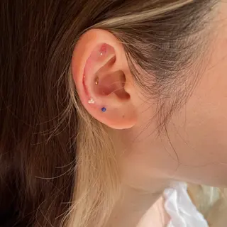 草加ニュアンスネイル 🌚hersのネイルデザイン