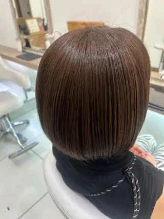 ショート カラー 髪質改善/縮毛矯正 ササキナツミのヘアスタイル