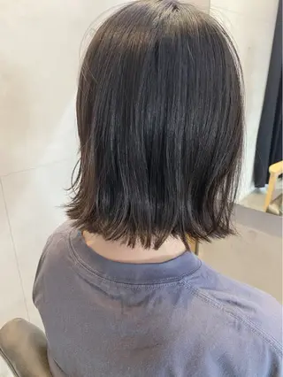 ミディアム conne& ririのヘアスタイル