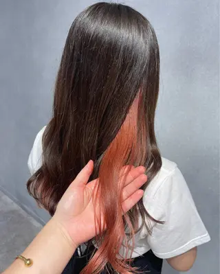 セミロング カラー 唐澤 千尋のヘアスタイル