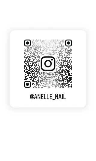 anelle Amiのネイルデザイン