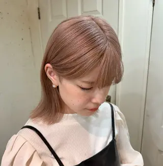 ミディアム カラー 🐈ブリーチ/ベージ ュ/ボブmiyu🐈のヘアスタイル