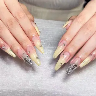 ネイル DIAMOND 💦のネイルデザイン