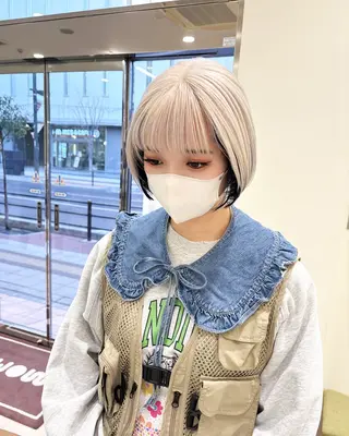 ショート カラー ケアブリーチ 坪井佑樹のヘアスタイル