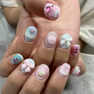 ネイル 東 千夏のネイルデザイン