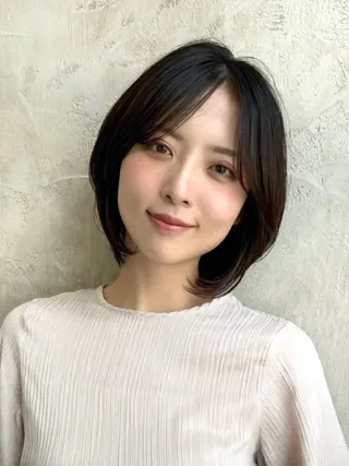 ショート カラー 💍新宿ショート 💍岩田莉奈のヘアスタイル