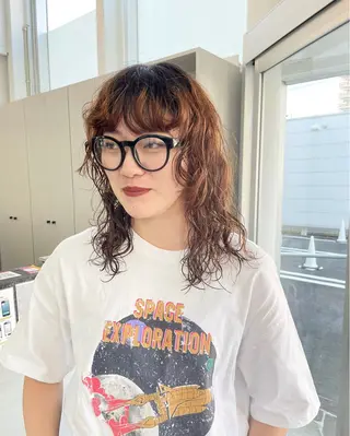 ミディアム パーマ tomo🍒パーマ ハイトーン似合わせのヘアスタイル