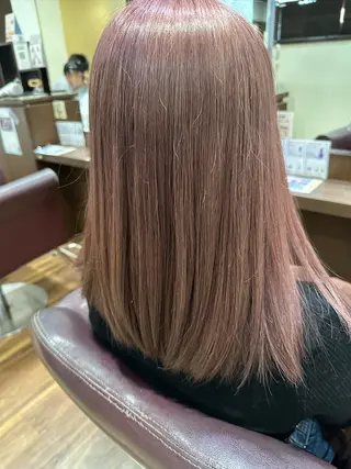 ミディアム カラー 岡嶋 菜々子のヘアスタイル