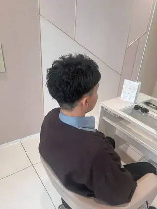 メンズ 近藤 愛のヘアスタイル