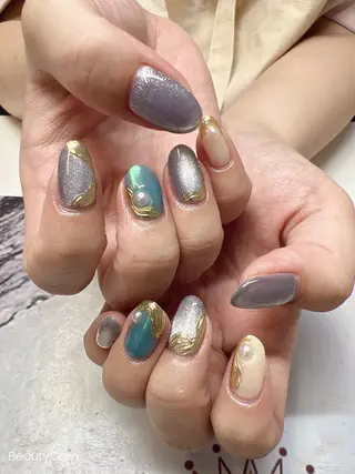 ネイル Guarendo錦糸町店所属・ガレンドウ 白澤 愛子のネイルデザイン