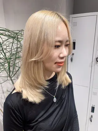 ミディアム 透明感カラー✨艶髪 制作🌱山根あゆみのヘアスタイル