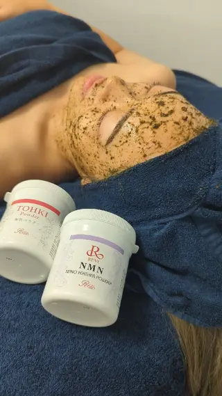 MI KUのネイルデザイン