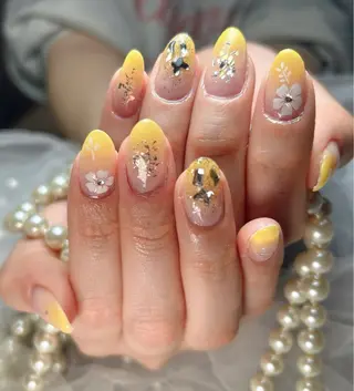 ネイル ゆき 🌻ひまわりサロンのネイルデザイン