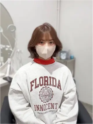 ショート カラー YUZU🎀顔まわり ×レイヤーカットのヘアスタイル