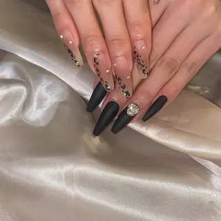 ネイル la vie  Luire所属・la vie Luire ｱｽｶのネイルデザイン