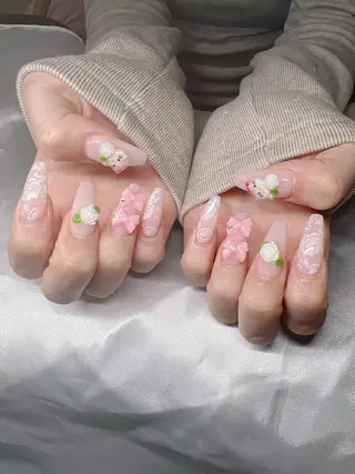 ネイル Lee Nailsのネイルデザイン